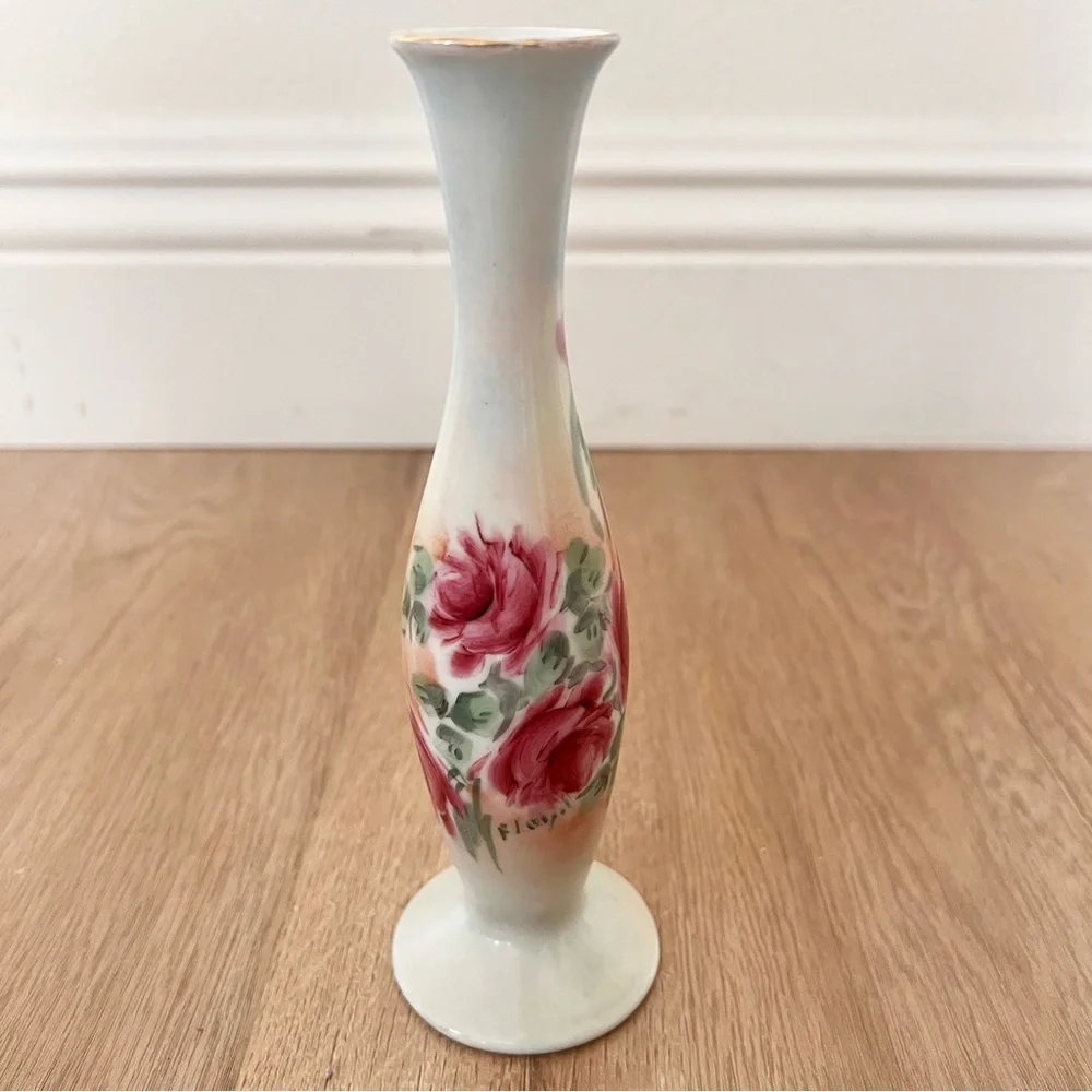 Vintage Japan Hand Painted Rose Bud Vase Signed‎ 7”